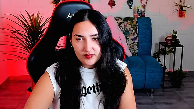 Snapshot of CeceliaJohnson chatting on 10.02.25 CeceliaJohnson online show from 10.02.25