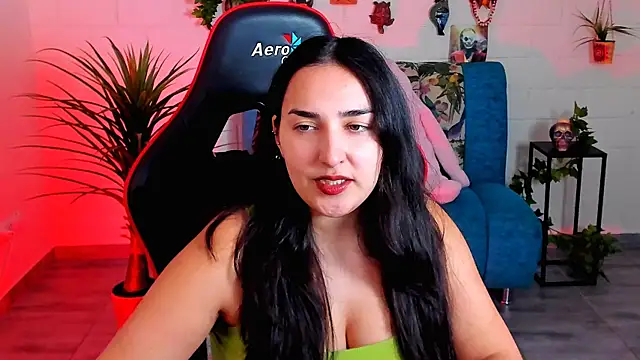 Snapshot of CeceliaJohnson chatting on 10.03.25 CeceliaJohnson online show from 10.03.25