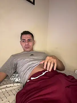 Snapshot of steven_clain chatting on 10.27.25 steven clain online show from 10.27.25