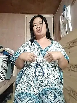 Snapshot of lickmepussy21 chatting on 10.02.25 lickmepussy21 online show from 10.02.25