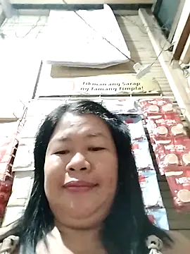 Snapshot of lickmepussy21 chatting on 11.06.25 lickmepussy21 online show from 11.06.25