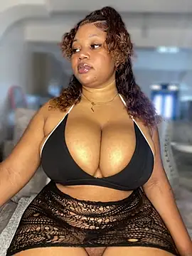 Hyra Ari online show from 03.21.26