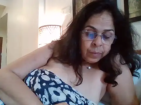 Susannemilf online show from 09.18.25