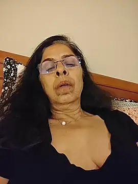 Susannemilf online show from 11.12.25