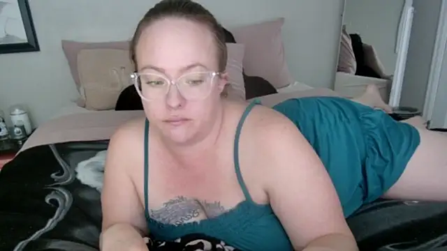 julimonroe online show from 01.10.25