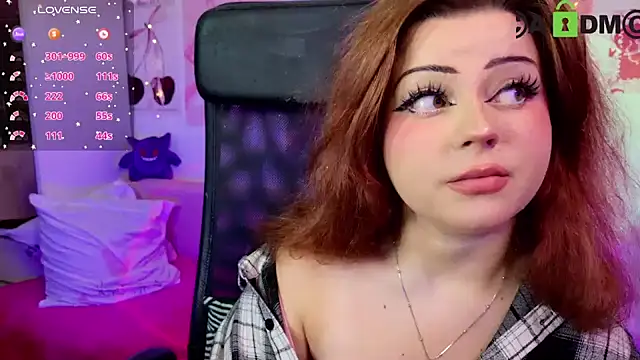 StellaMilla online show from 07.11.26