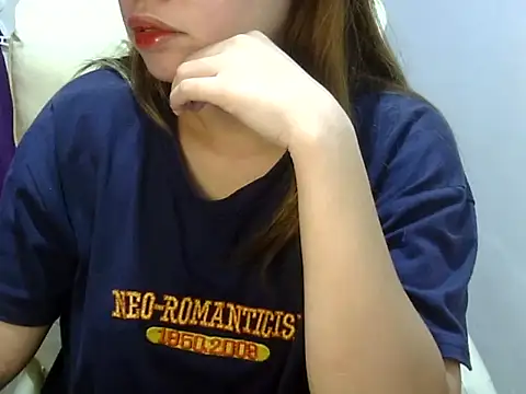    zurIII09  online show from 11.13.25