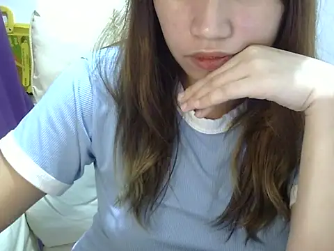    zurIII09  online show from 12.16.25