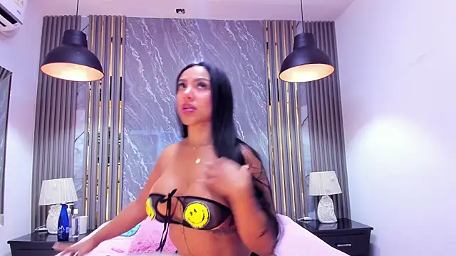 HeidyWillss online show from 04.19.26