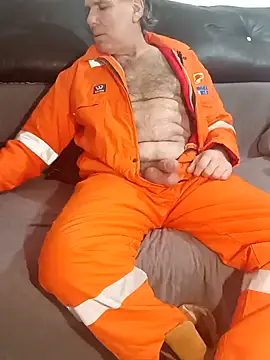 Snapshot of Saysomething3 chatting on 02.11.25 Saysomething3 online show from 02.11.25