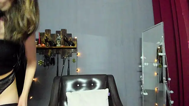 Mistress Pamela online show from 01.04.25