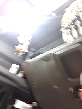 Snapshot of singur83 chatting on 11.13.25 singur83 online show from 11.13.25