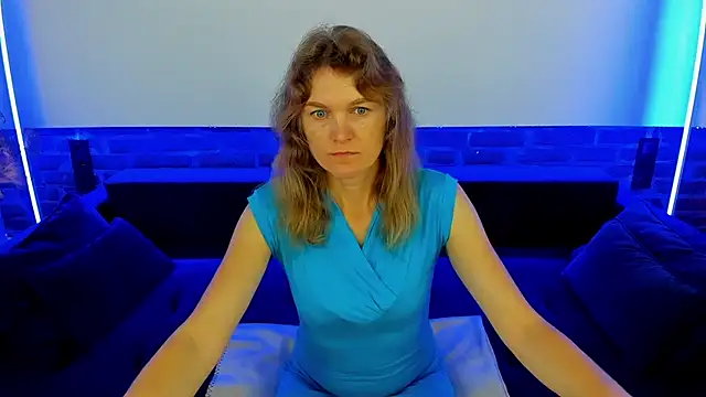 Snapshot of Anabell_xxx chatting on 10.11.25 Anabell xxx online show from 10.11.25