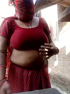 Snapshot of Lattika-Bhabhi chatting on 11.12.25 Lattika-Bhabhi online show from 11.12.25