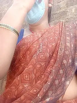 Snapshot of Lattika-Bhabhi chatting on 02.24.26 Lattika-Bhabhi online show from 02.24.26