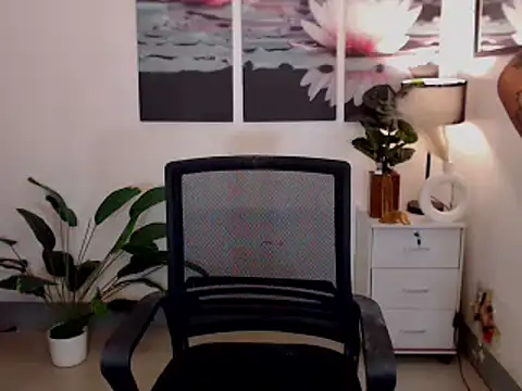 YourBabyGirlExists online show from 03.12.25