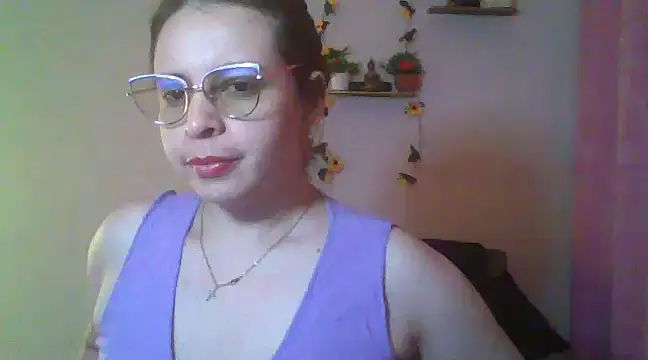 lorenitabella online show from 01.28.25