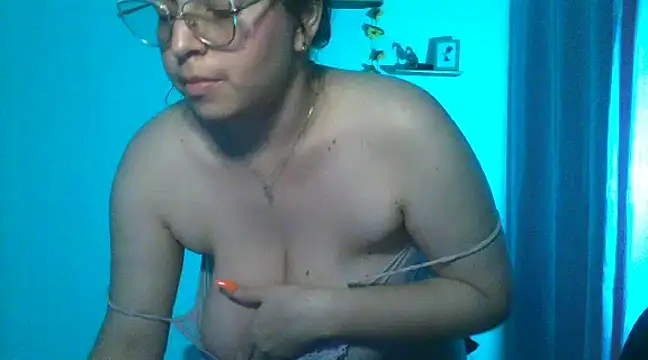 lorenitabella online show from 02.10.25