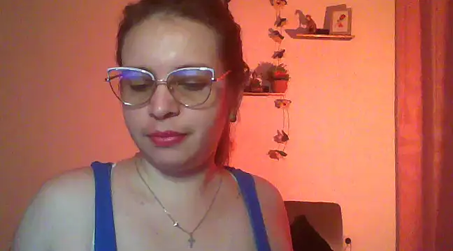 lorenitabella online show from 02.12.25