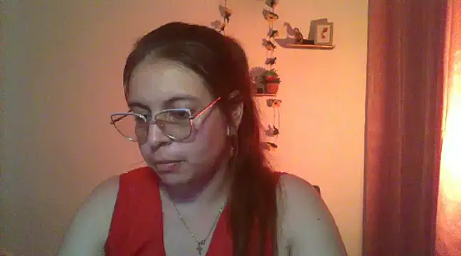 lorenitabella online show from 02.14.25