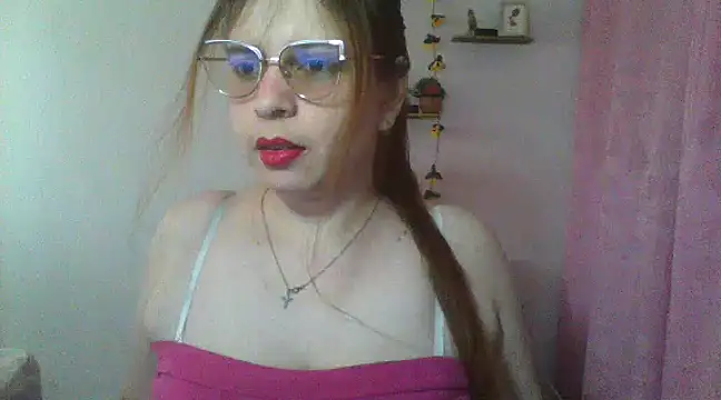 lorenitabella online show from 02.25.25