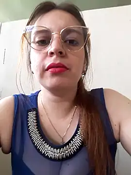 lorenitabella online show from 02.26.25