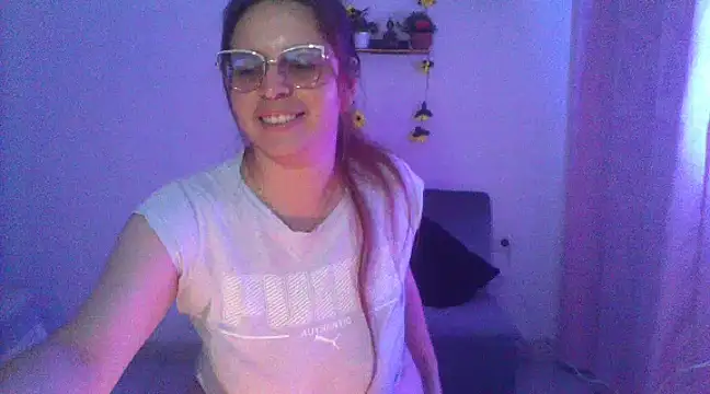 lorenitabella online show from 02.27.25