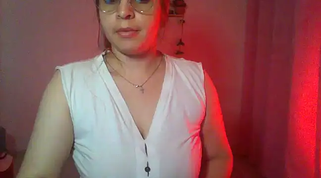 lorenitabella online show from 03.19.25