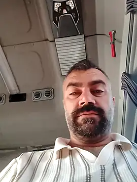 Snapshot of kevgir08 chatting on 06.18.26 kevgir08 online show from 06.18.26