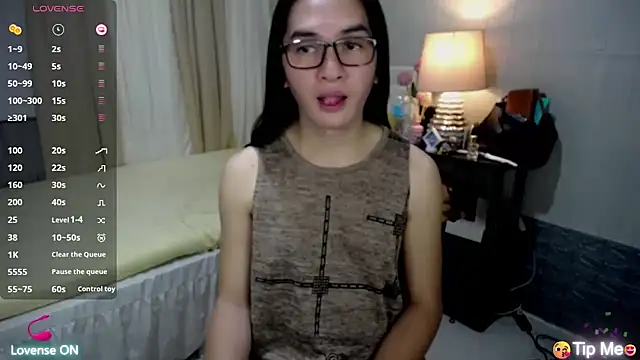 xAsianSweetHeart online show from 12.22.25