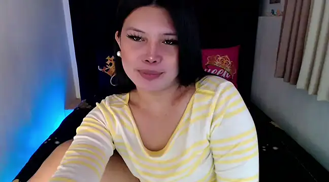 Snapshot of Angelic_Fuckerxxx chatting on 03.05.25 Angelic Fuckerxxx online show from 03.05.25