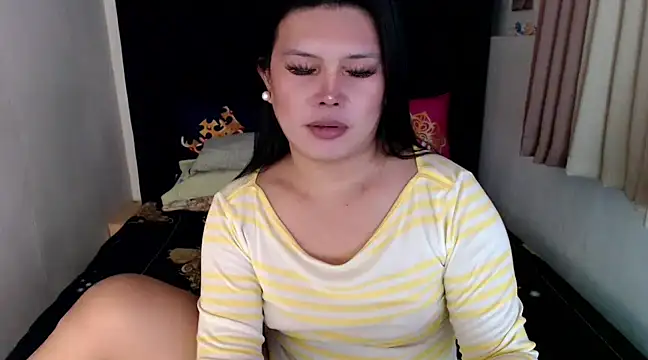 Snapshot of Angelic_Fuckerxxx chatting on 03.06.25 Angelic Fuckerxxx online show from 03.06.25