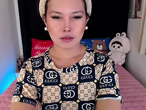 Snapshot of Angelic_Fuckerxxx chatting on 11.03.25 Angelic Fuckerxxx online show from 11.03.25