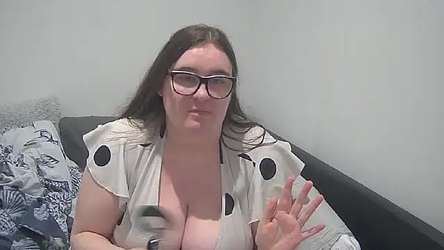 Snapshot of Rebecca_Summer chatting on 01.14.25 Rebecca Summer online show from 01.14.25