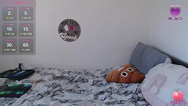 Snapshot of Rebecca_Summer chatting on 09.25.25 Rebecca Summer online show from 09.25.25