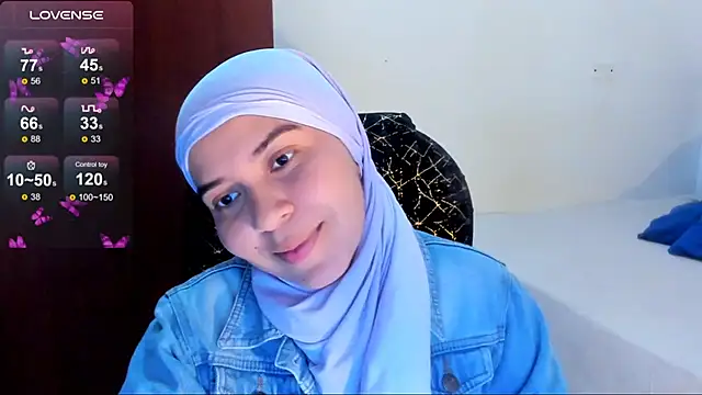Snapshot of MatchedEyebrow chatting on 07.12.26 MatchedEyebrow online show from 07.12.26