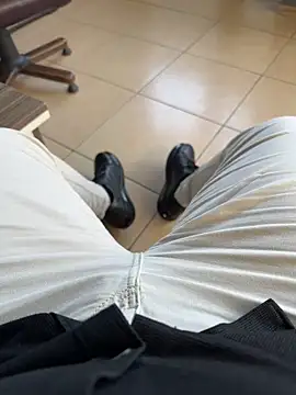 Snapshot of S2kicibey06 chatting on 03.22.25 S2kicibey06 online show from 03.22.25