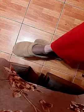 feet toes online show from 11.19.25