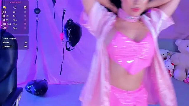 MadelineFox online show from 02.14.25