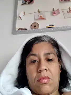 Molly newman6 online show from 04.13.26