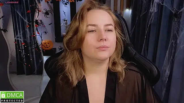 Snapshot of Mira_Mermayd chatting on 11.02.25 Mira Mermayd online show from 11.02.25