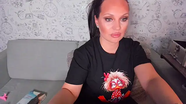 LondonBadGirl online show from 04.22.26