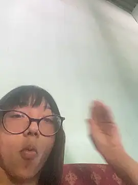 Karmakuro online show from 09.09.25