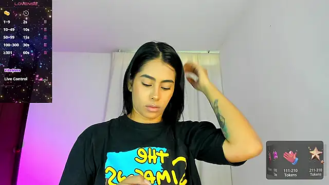 Snapshot of VioletaSotter chatting on 09.30.25 VioletaSotter online show from 09.30.25