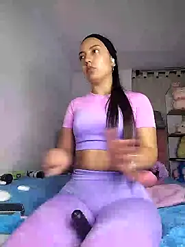 Snapshot of amycute_ chatting on 01.18.25 amycute online show from 01.18.25