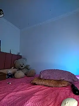 Snapshot of amycute_ chatting on 10.15.25 amycute online show from 10.15.25