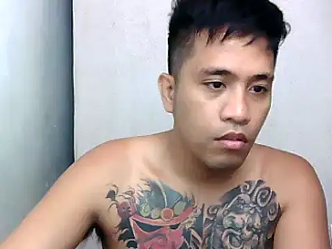 Snapshot of Thyler08 chatting on 12.03.24 Thyler08 online show from 12.03.24