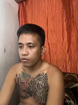 Snapshot of Thyler08 chatting on 03.15.25 Thyler08 online show from 03.15.25