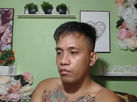 Thyler08 online show from 11.19.25