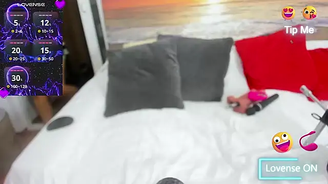 Snapshot of wildangeloflove chatting on 12.03.24 wildangeloflove online show from 12.03.24